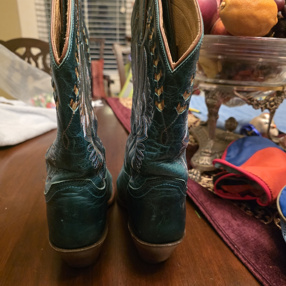 Women's Teal Embroidered Western Boots